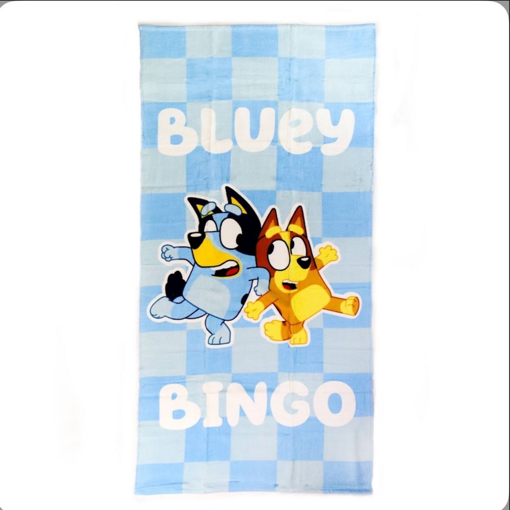 Lucy Bluey Bingo beach Towel - Light Blue & Yellow. 28in. x 58in. (71cmx147cm)